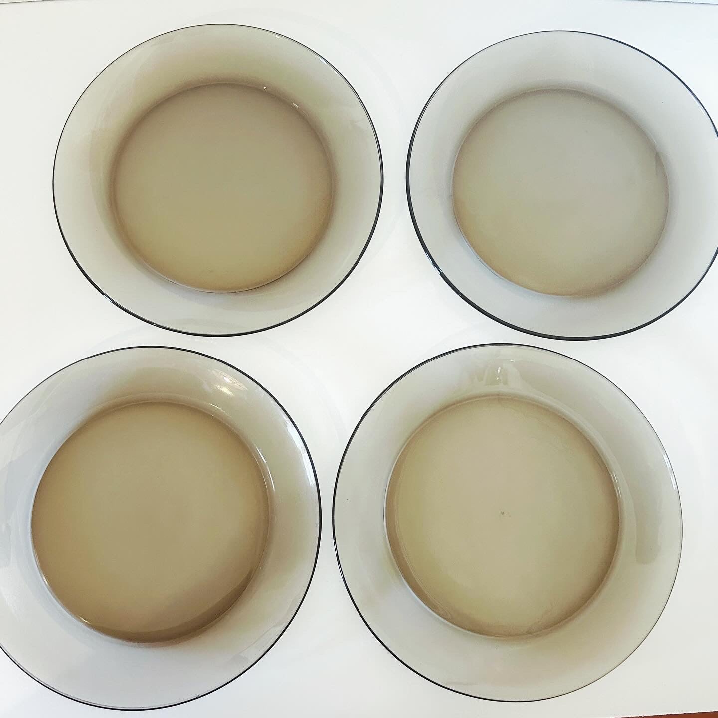 16 piece Retro Smoked Glass Dinner Set Crockery