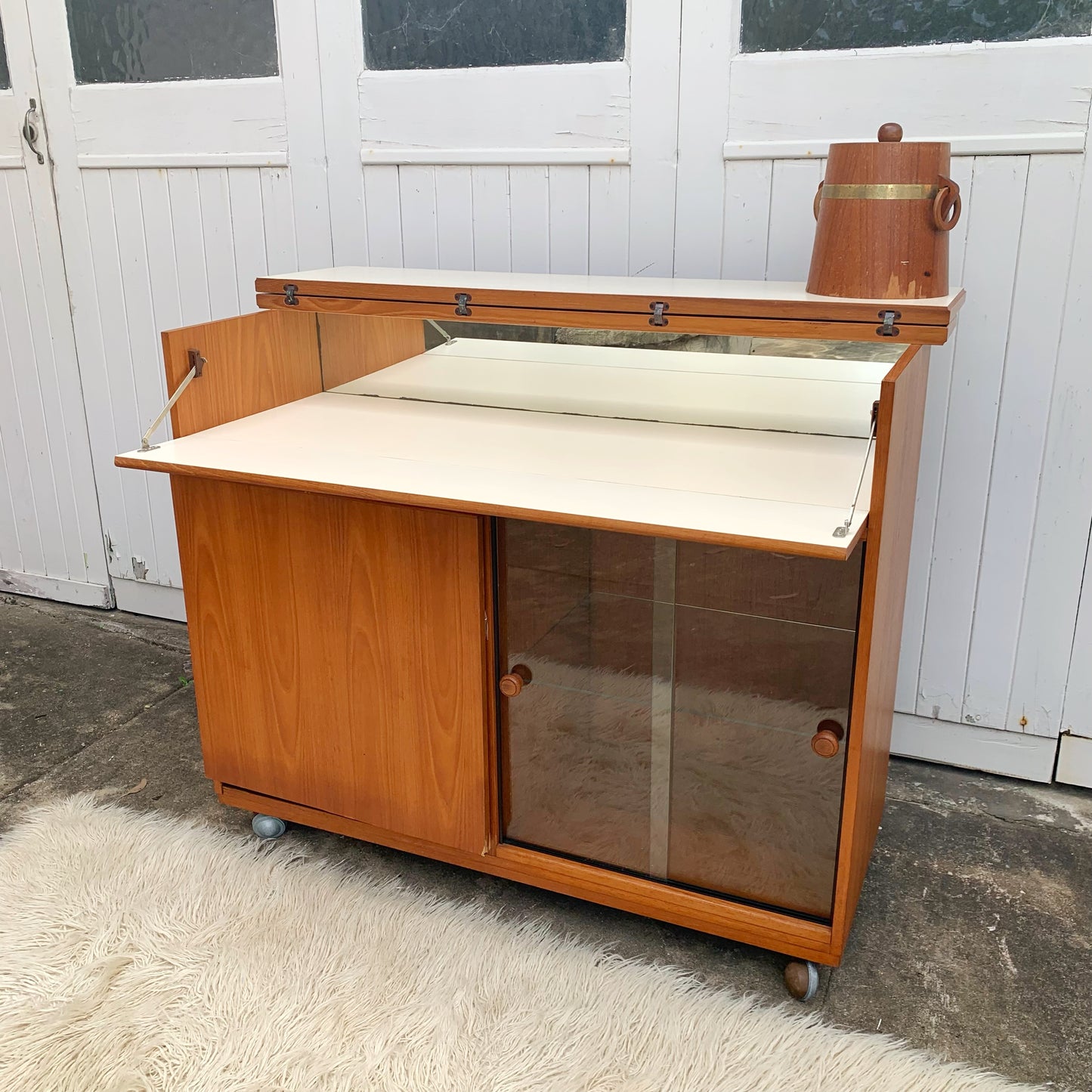 Chiswell Convertible Mid Century Modern Cocktail or Dry Bar