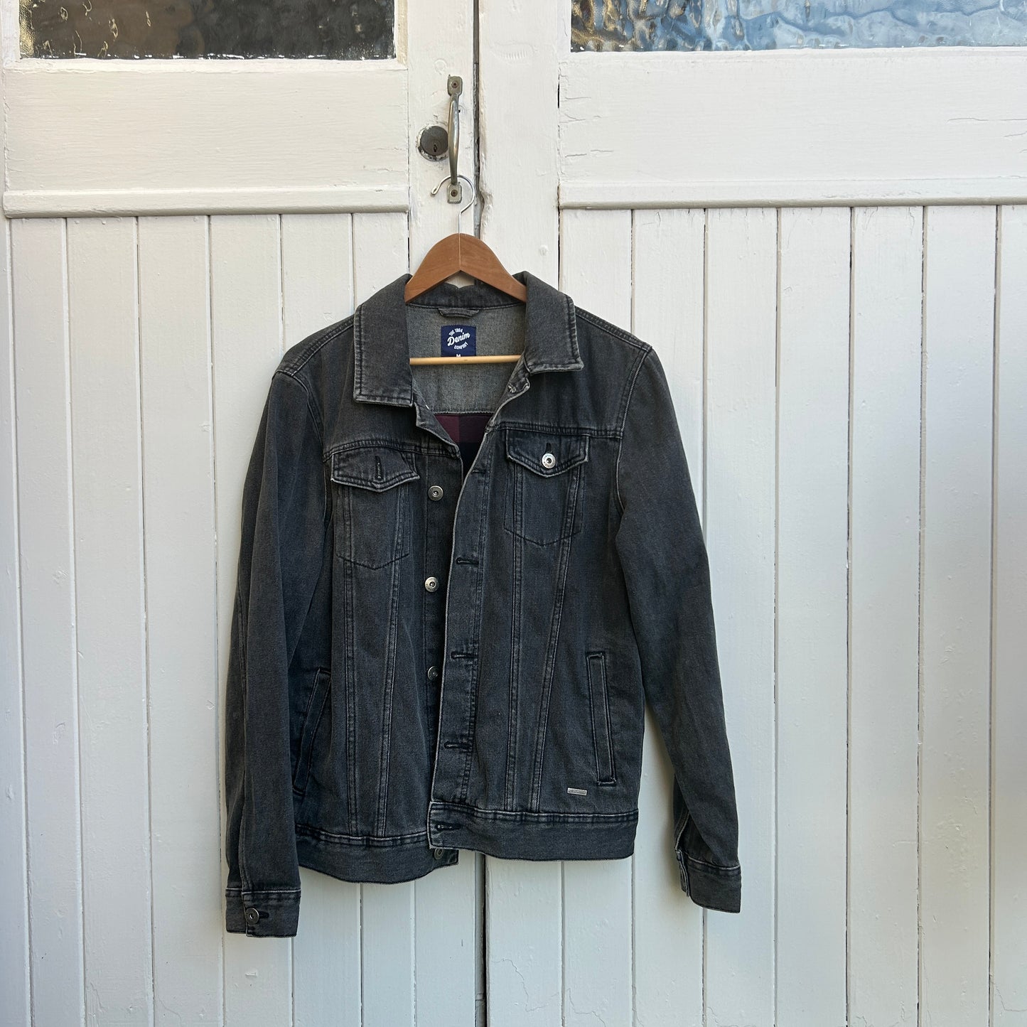 Black Denim Jacket Feat. Landscape, Rolling Hills, Verdant Fields, & Quaint Farm House - Reclaimed Vintage Embroidery Denim Jacket, Wearable Art