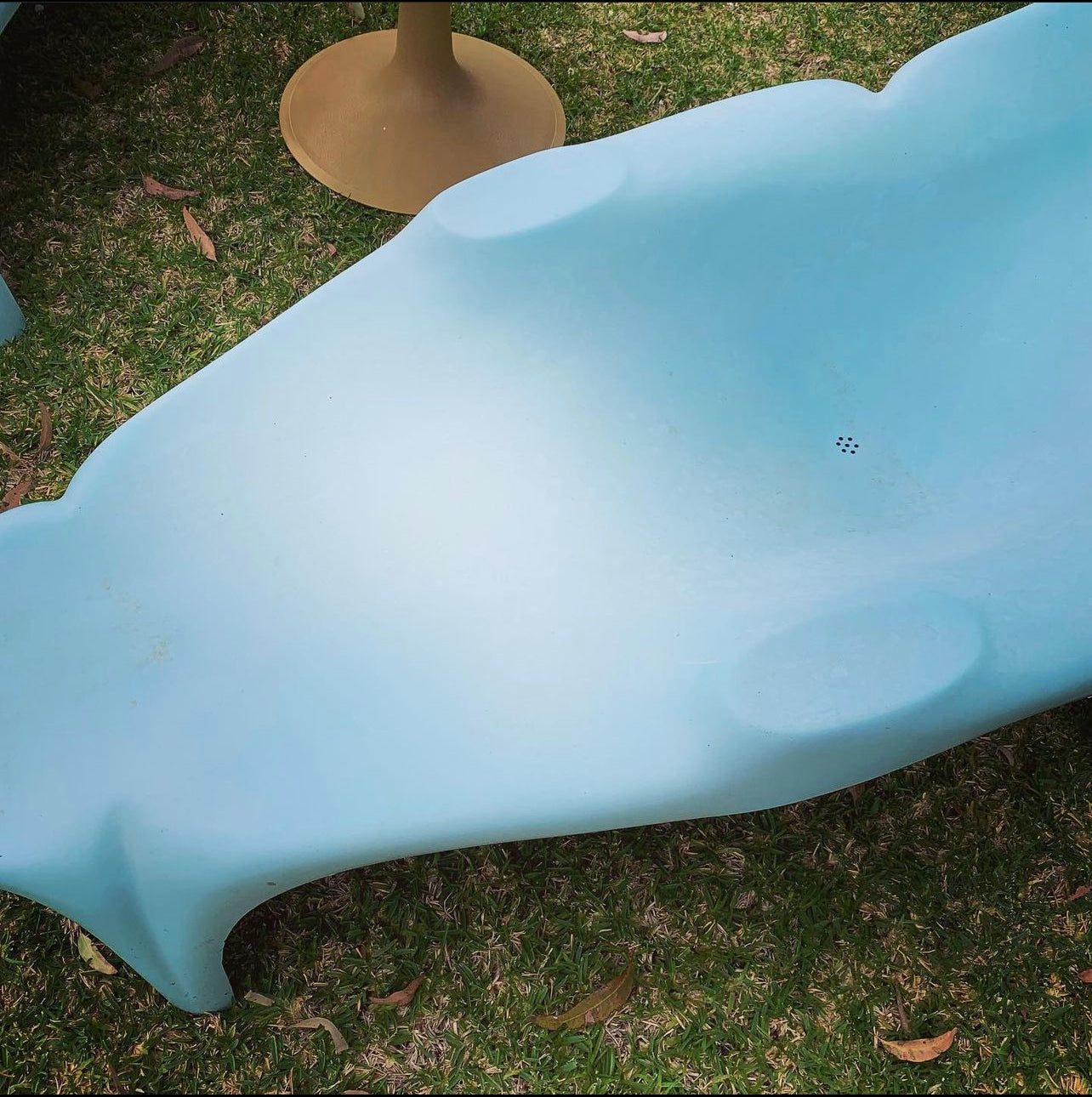 Mid Century, Space Age Pair of Moulded Fibreglass Pool or Sun Lounges in Sky Blue