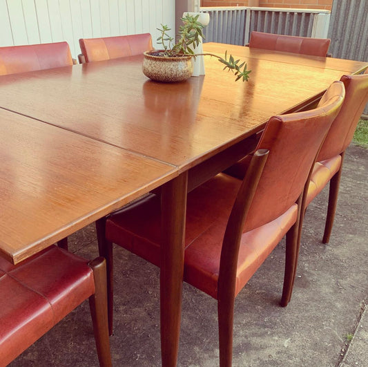 Mid Century Modern Fler 64 Dining Setting, 6 Soft Back Vinyl Chairs & Original Matching Table designed by Fred Lowen & Ernest Rodeck