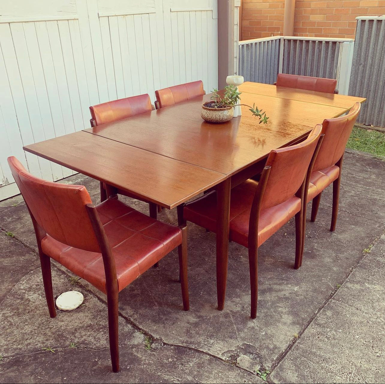 Mid Century Modern Fler 64 Dining Setting, 6 Soft Back Vinyl Chairs & Original Matching Table designed by Fred Lowen & Ernest Rodeck